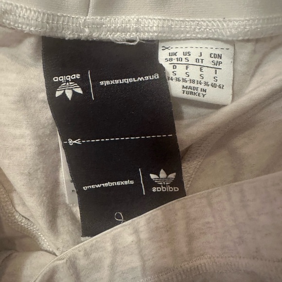 Alexander Wang x Adidas - Vintage Tee and Tights - Picture 15 of 15